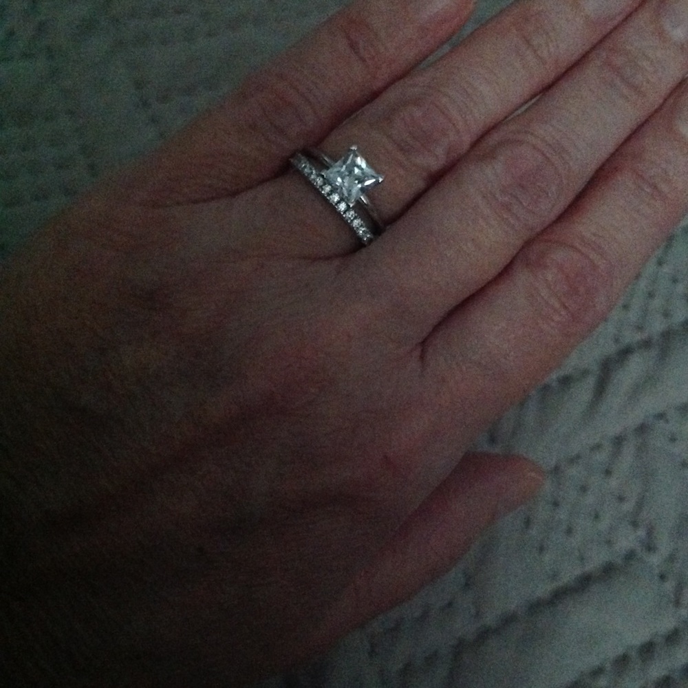 🆕  2 Pc Cubic Zirconia & Silvertone Ring Set-Sz 5 - Picture 7 of 7